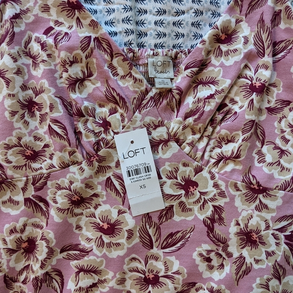 Pink Floral Dress - Picture 6 of 9